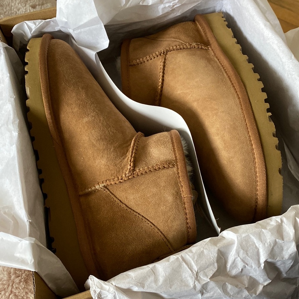 Chestnut Classic Mini II boot - Size 8